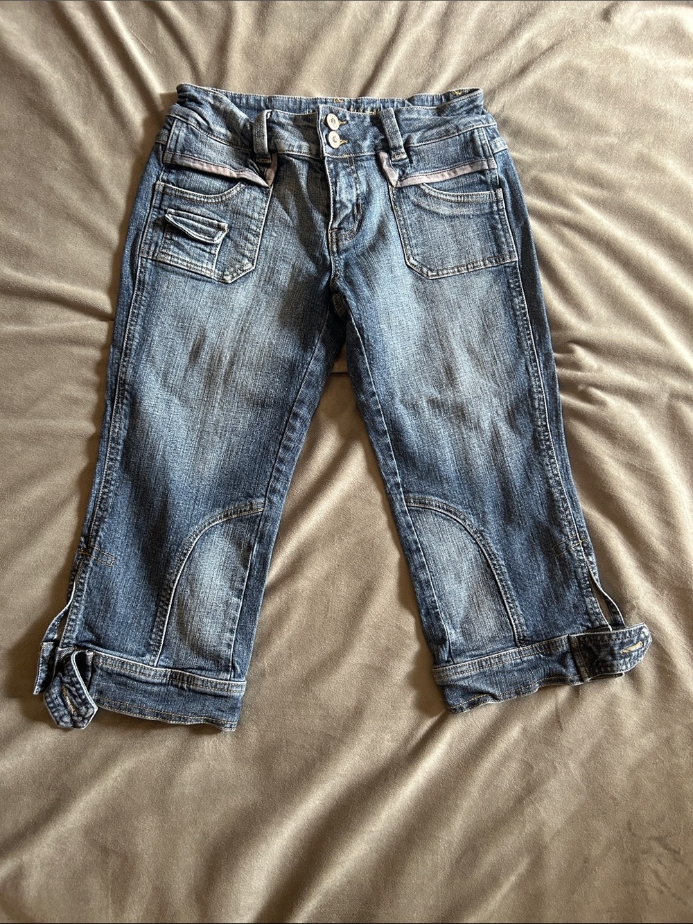 Women's Blue Denim Cropped Jeans